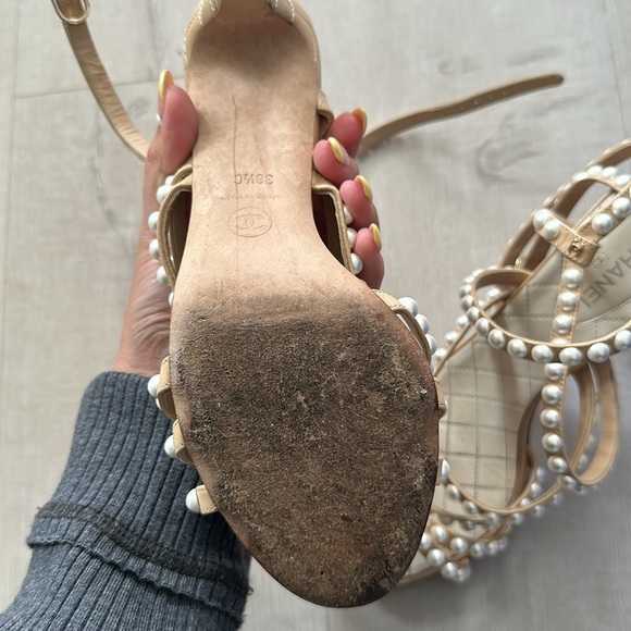 Chanel heels - Picture 6 of 8